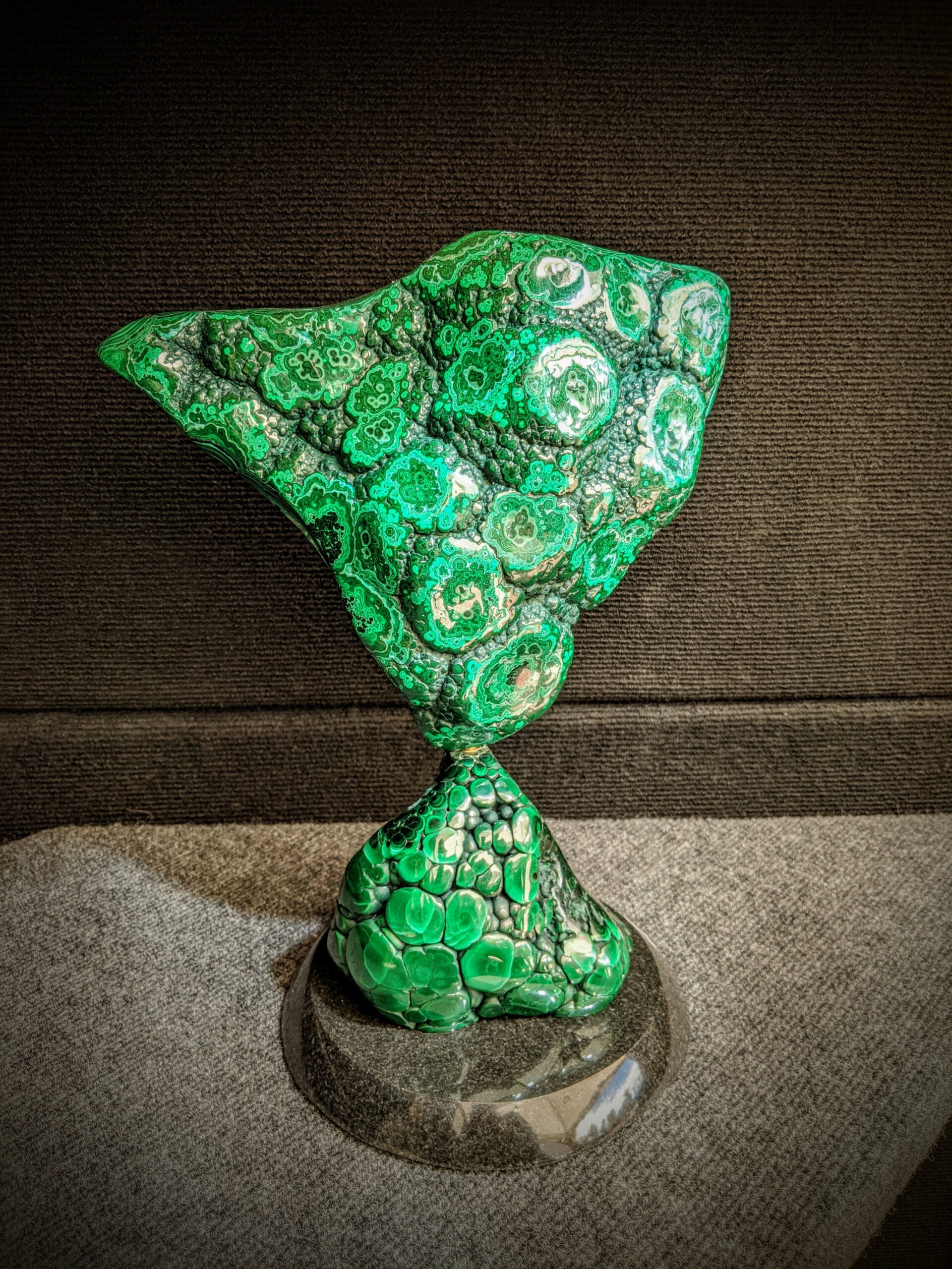 Malachite sculpture